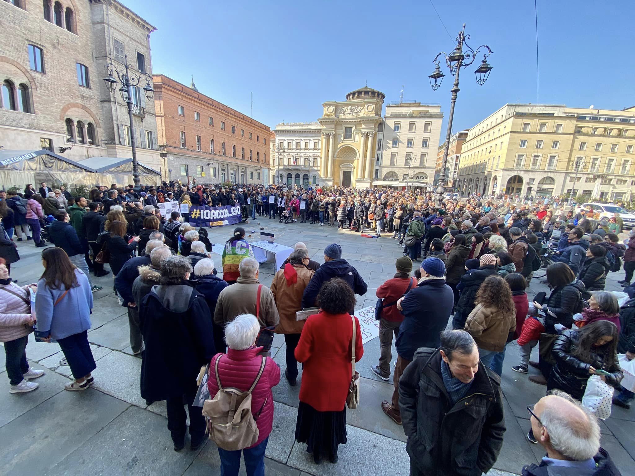 Foto Manifestazione Basta morti in Mare