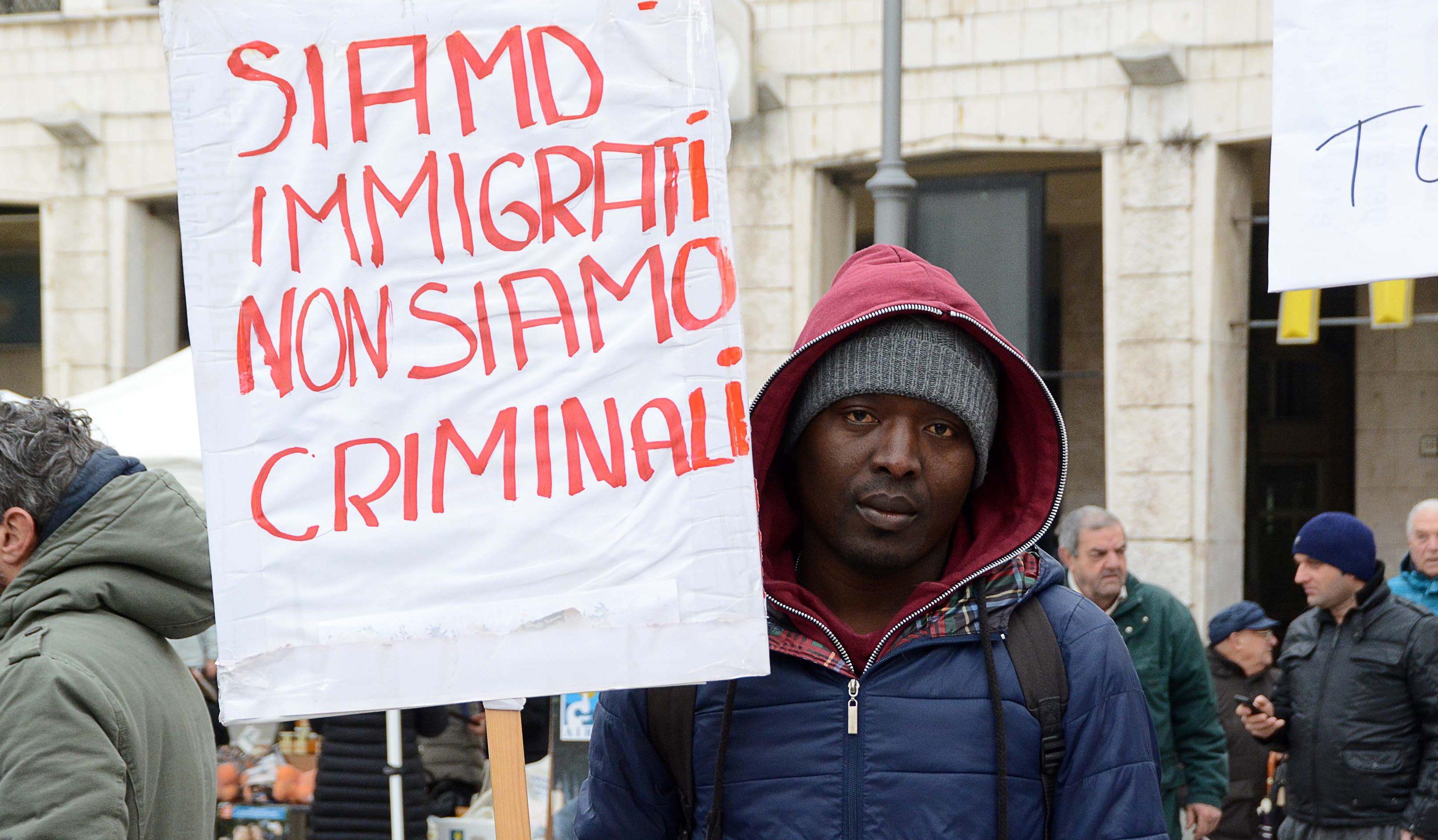 Migranti espulsi dai Cas, appello a Mattarella: “ Fermare la deriva del sistema di accoglienza”